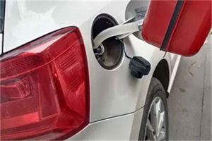 和政24小时救援车收费标准