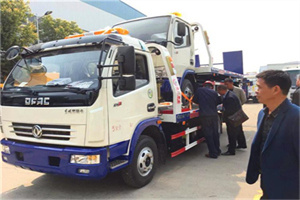 和政汽车道路救援拖车价格